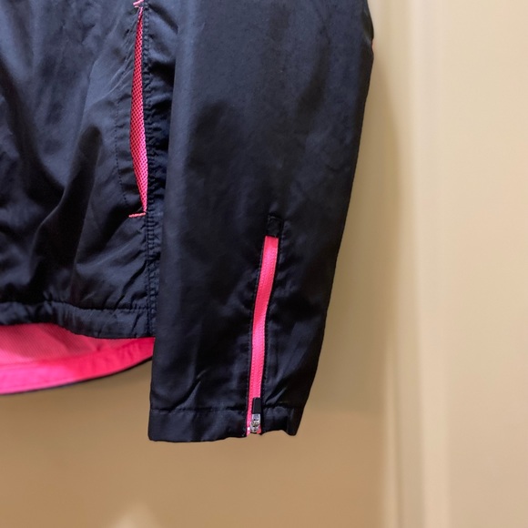 DANSKIN  NOW Windbreaker, girls size Lg (12-14) - Picture 5 of 6